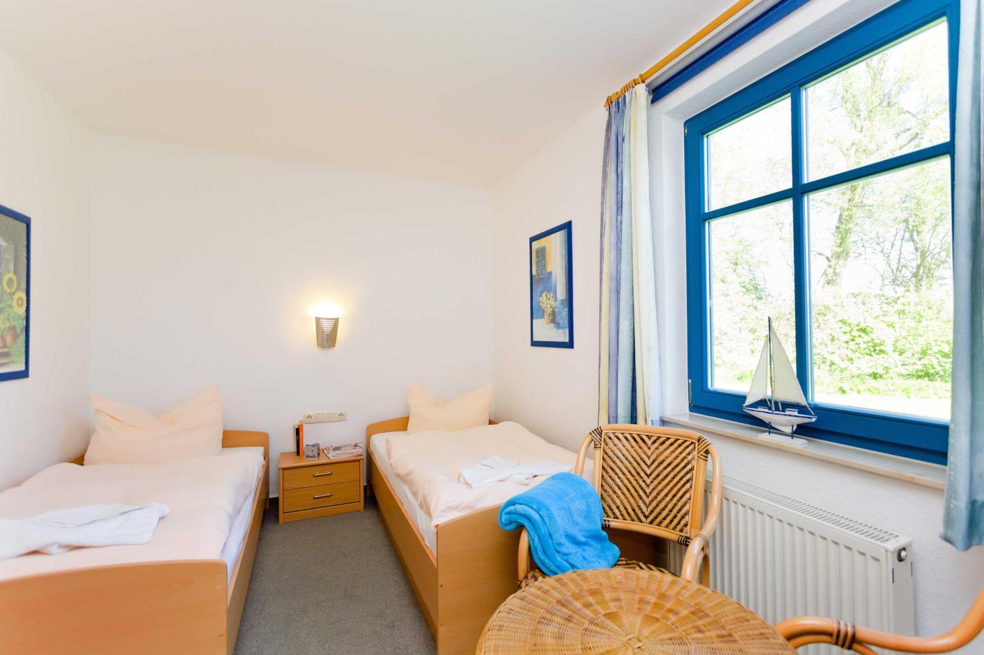 Reetdachhaus Eibe 2, Kaminofen, Sauna, 8 Personen, W-Lan Puddemin Exterior foto